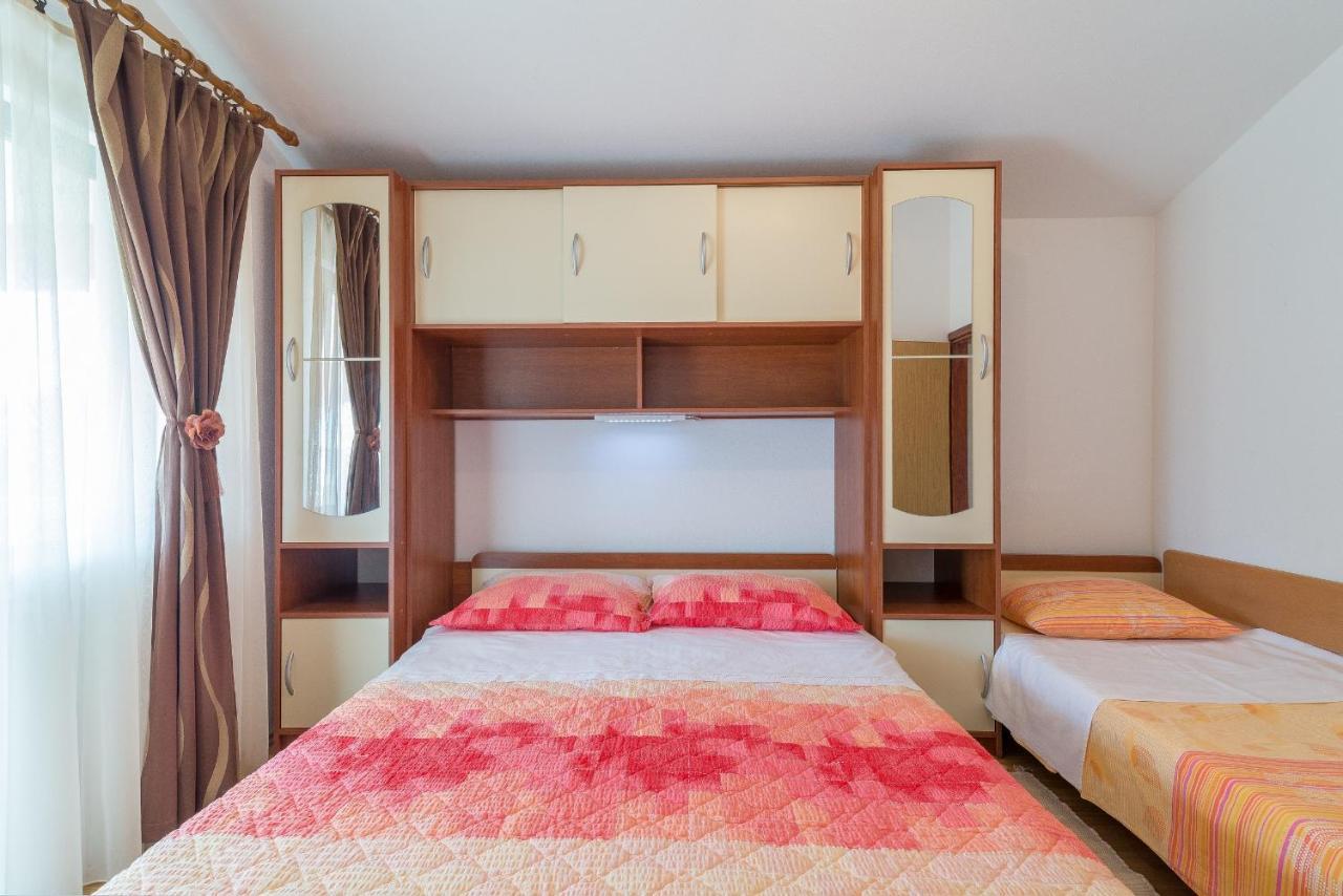 Apartments Puskaric Vir Kültér fotó