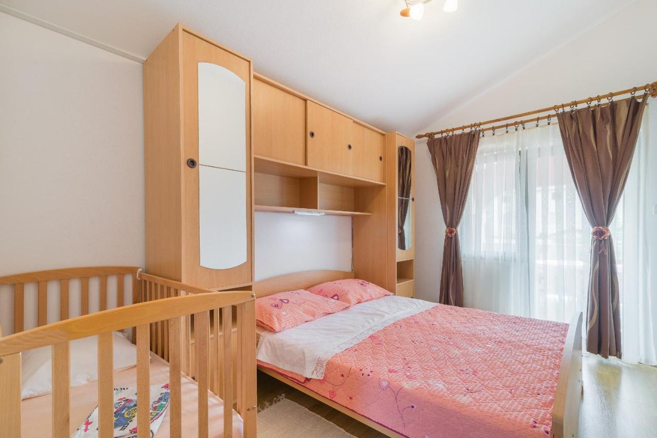 Apartments Puskaric Vir Kültér fotó