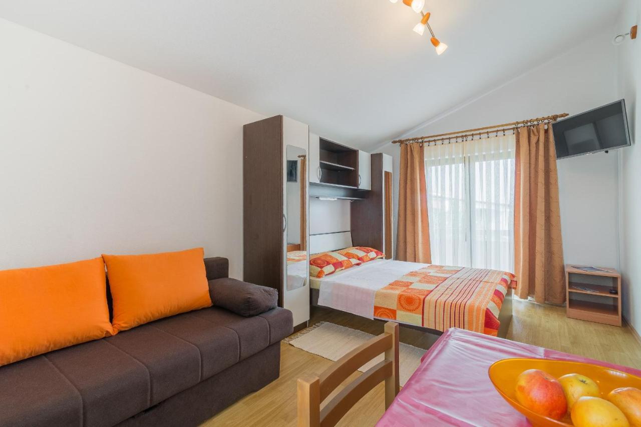 Apartments Puskaric Vir Kültér fotó
