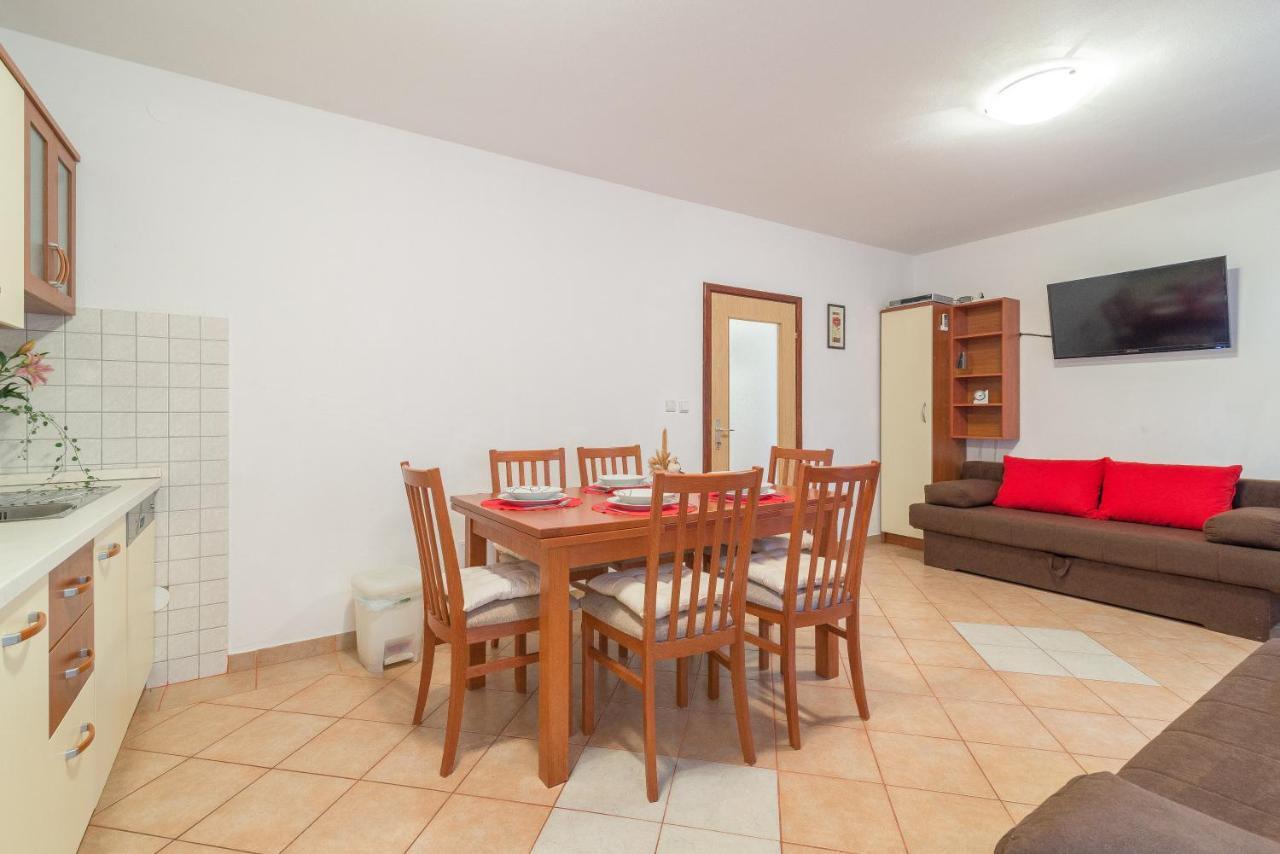 Apartments Puskaric Vir Kültér fotó